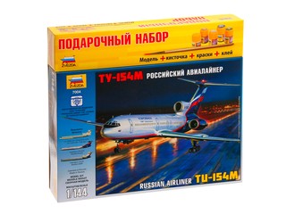 Самолет ту-154м. Вид 2